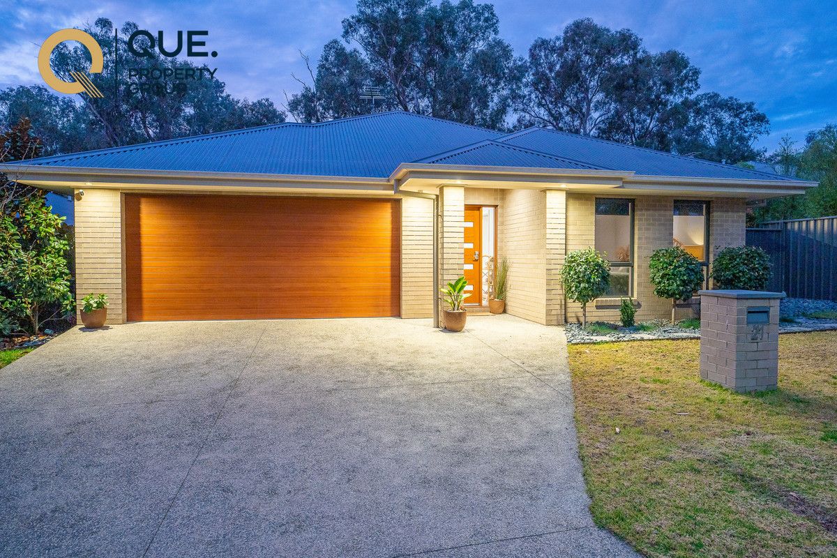 4 bedrooms House in 21 Weissel Court THURGOONA NSW, 2640