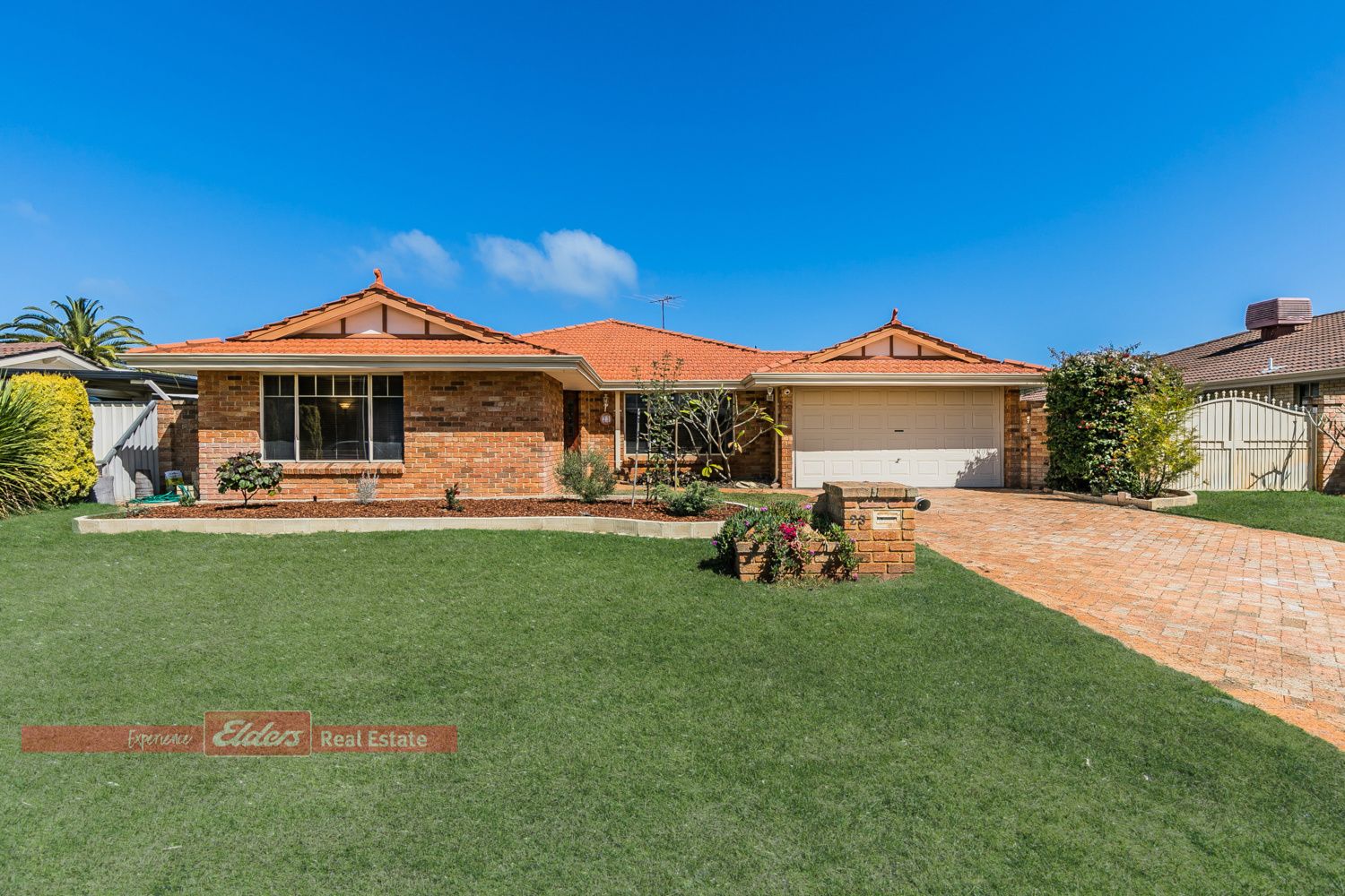 4 bedrooms House in 23 Port Royal Drive SAFETY BAY WA, 6169