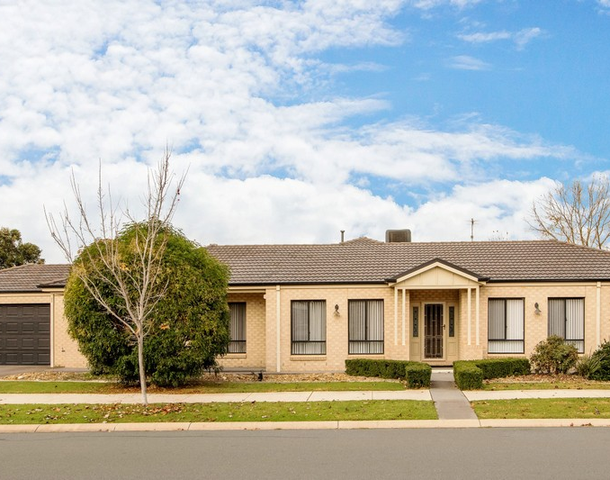 1 Laffertys Walk, East Albury NSW 2640