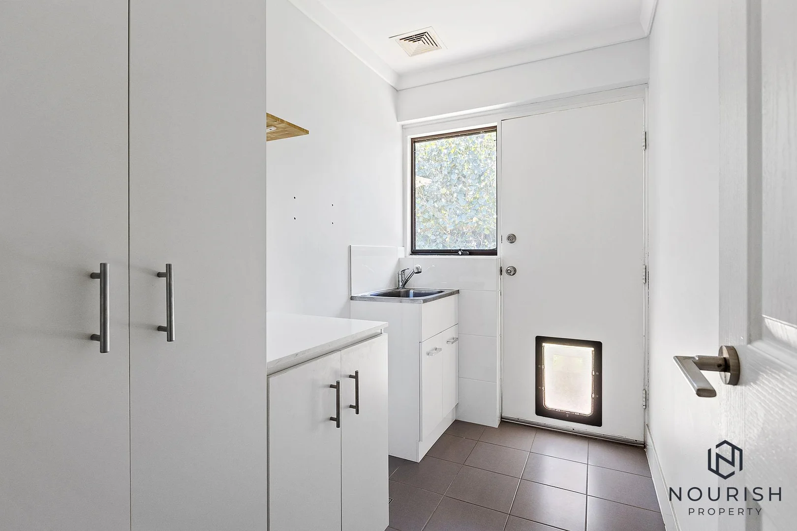 Additional image 17 of 2/21 Copperwaite Road, Kardinya WA 6163