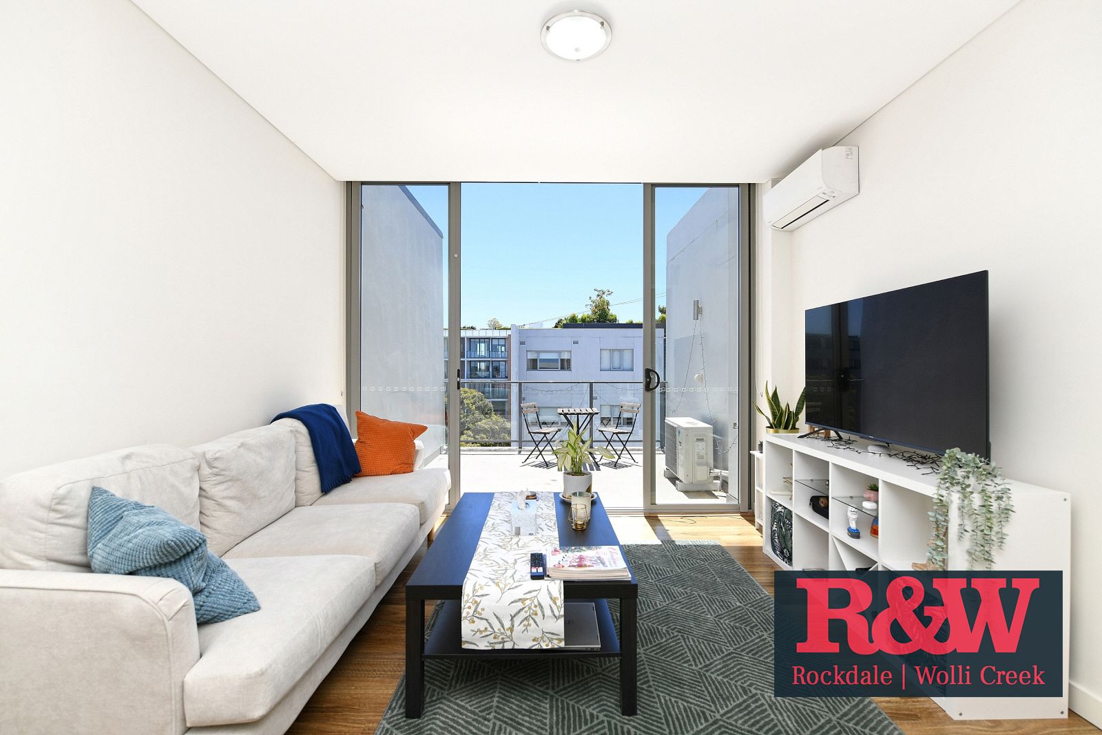 3 bedrooms Apartment / Unit / Flat in B706/40-50 Arncliffe Street WOLLI CREEK NSW, 2205