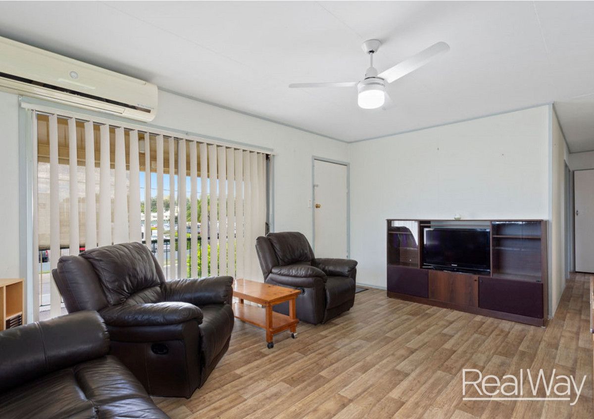 11 Bergins Hill Road, Bundamba QLD 4304, Image 1