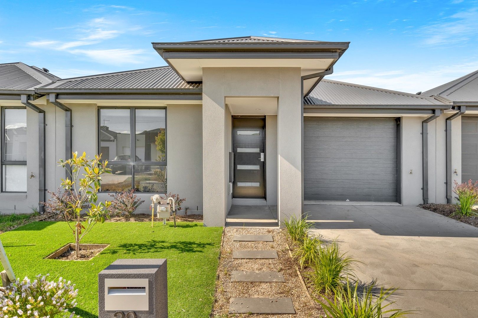 3 bedrooms House in 20 Railway Avenue DONNYBROOK VIC, 3064