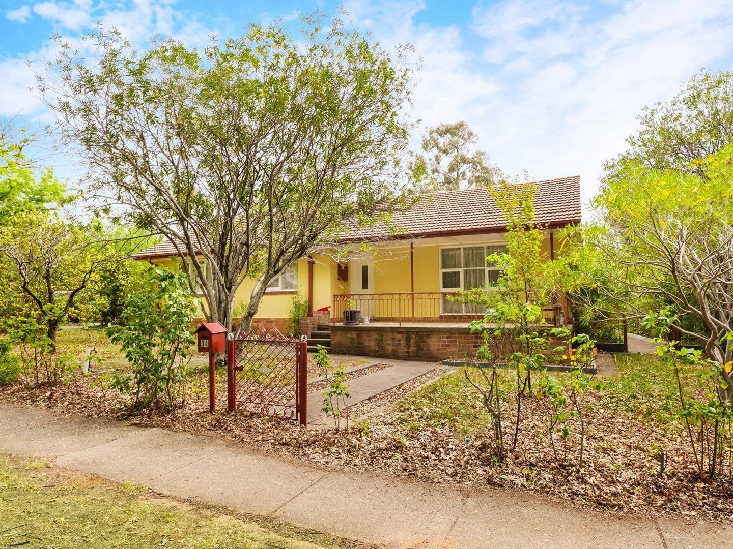 34 Boolimba Crescent, Narrabundah ACT 2604, Image 0