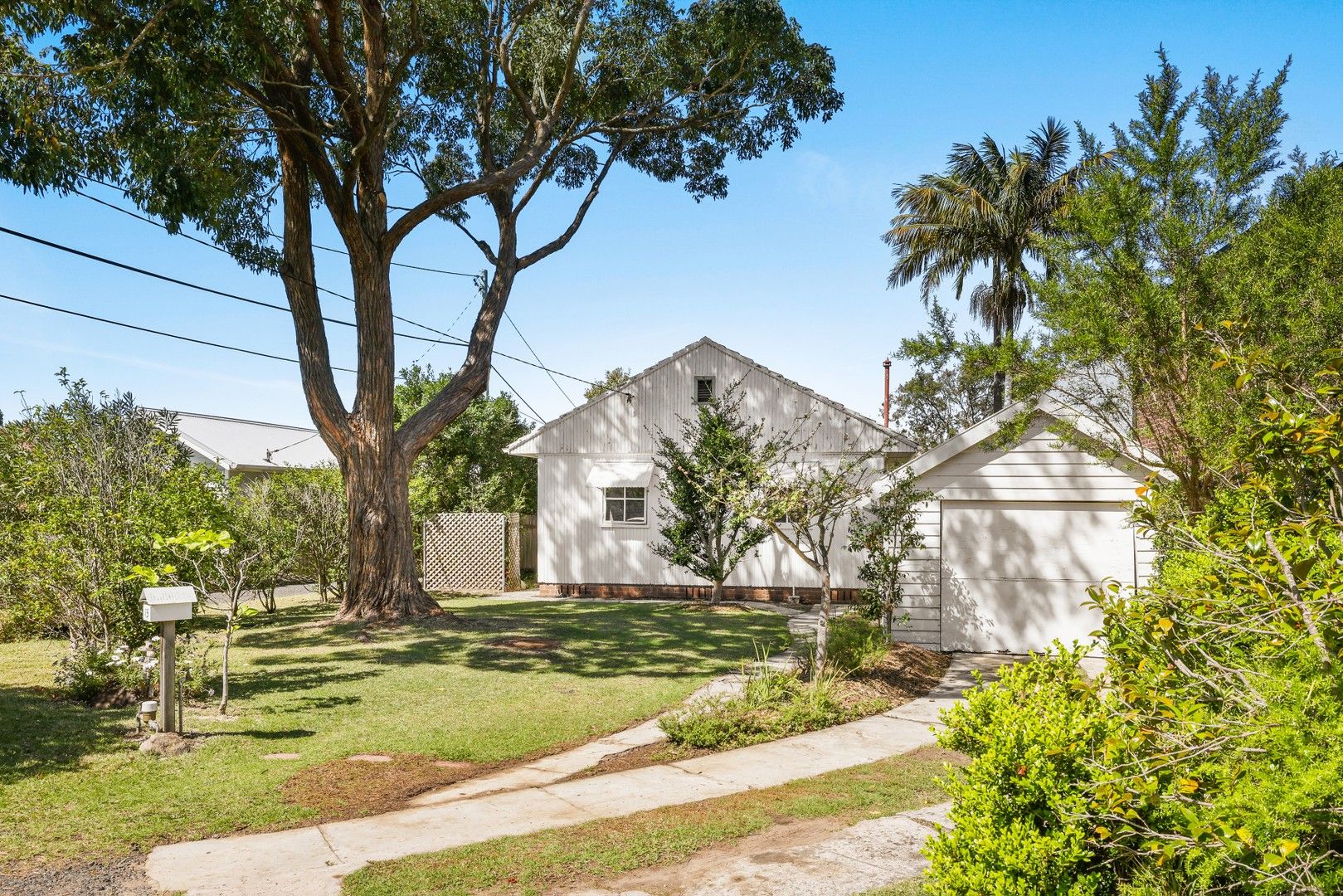 3 bedrooms House in 15 Horning Parade MANLY VALE NSW, 2093