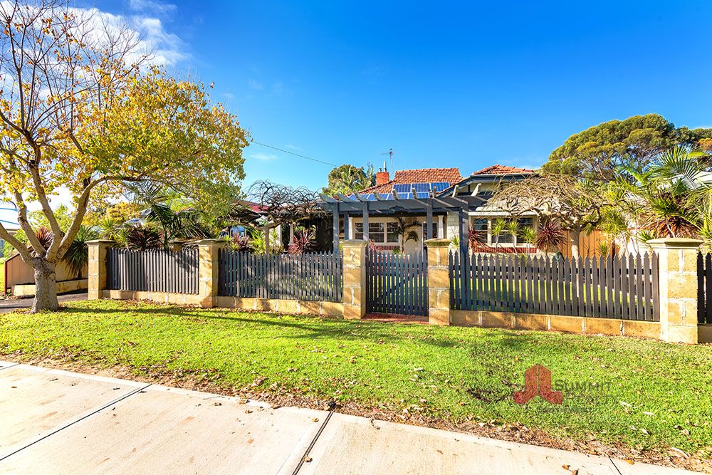 7 Russell Road, Burekup WA 6227, Image 1