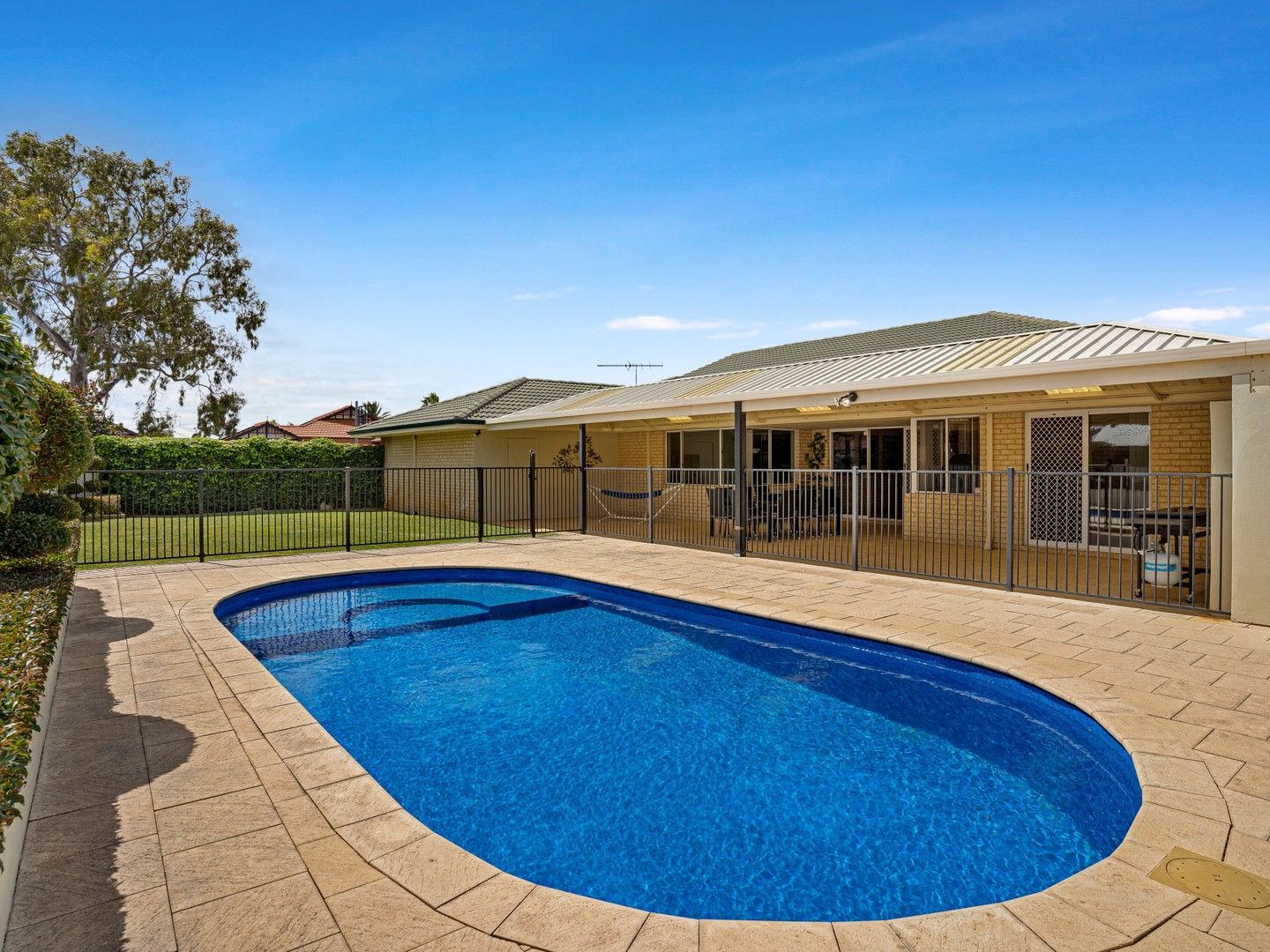 21 Jaywick Close, Safety Bay WA 6169, Image 0