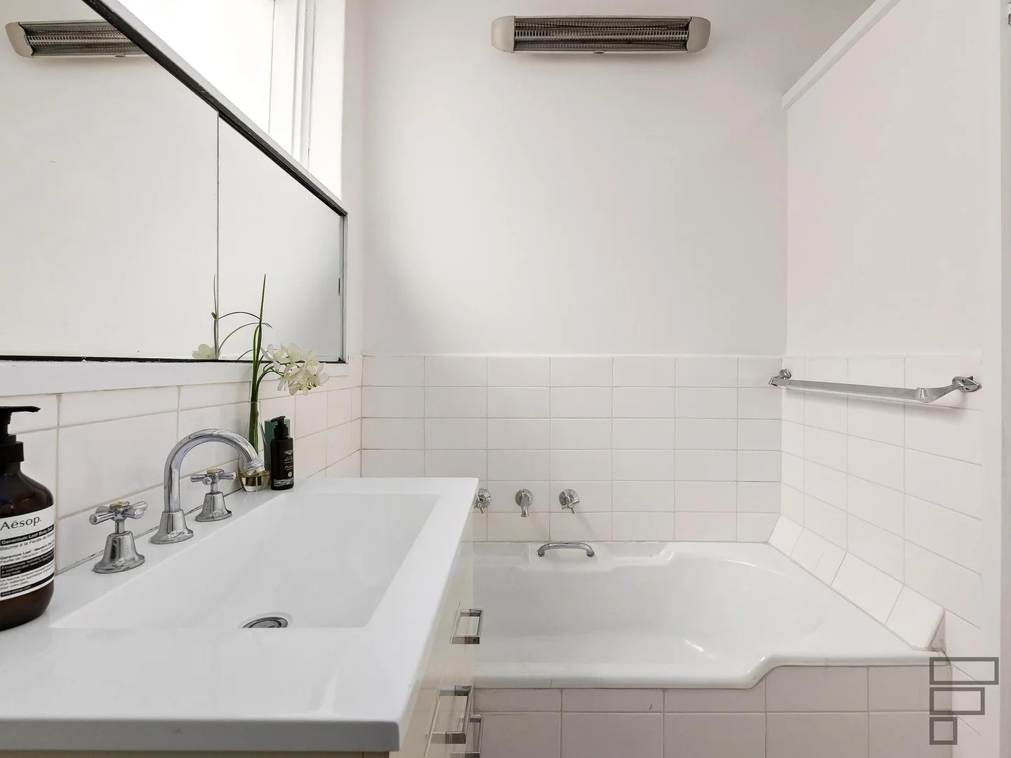 Additional image 5 of 8/2 Ash Grove, Caulfield VIC 3162