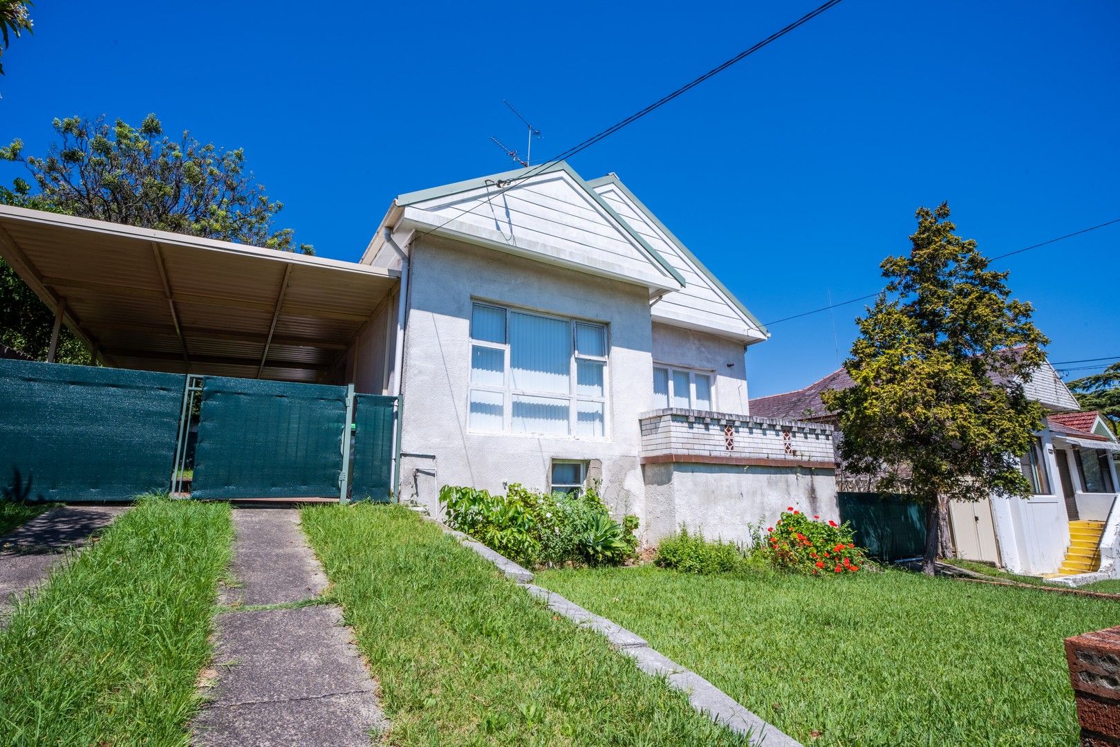 4 bedrooms House in 12 Maher Street HURSTVILLE NSW, 2220