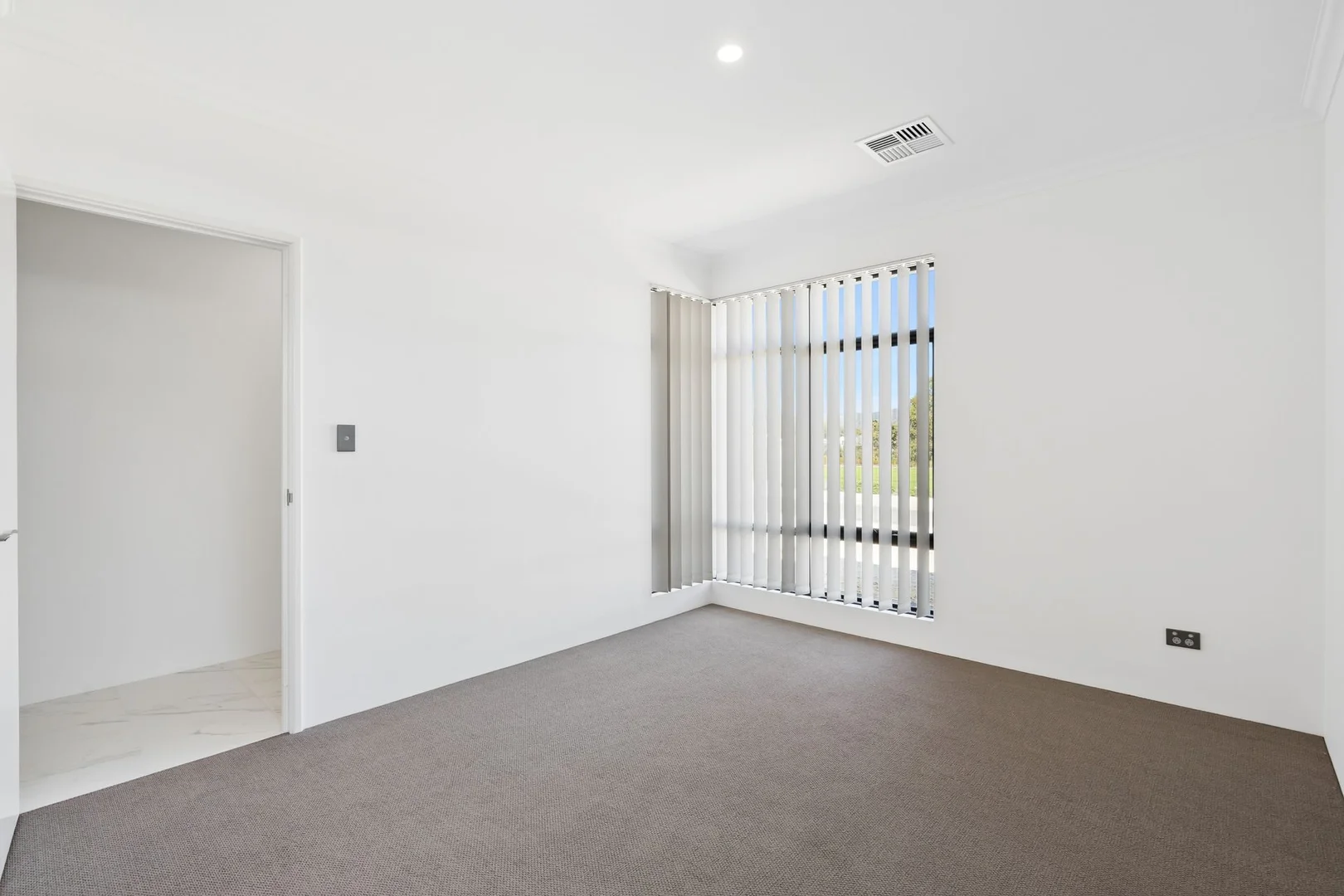 Additional image 8 of 2 Holeywell Street, Maddington WA 6109