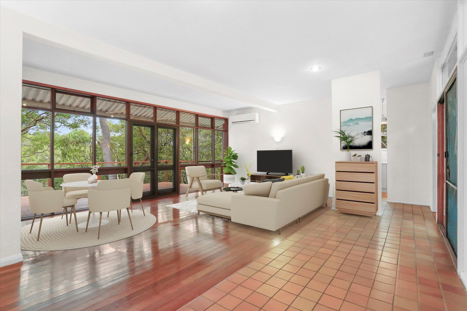 4 bedrooms House in 54 Kiparra Street WEST PYMBLE NSW, 2073