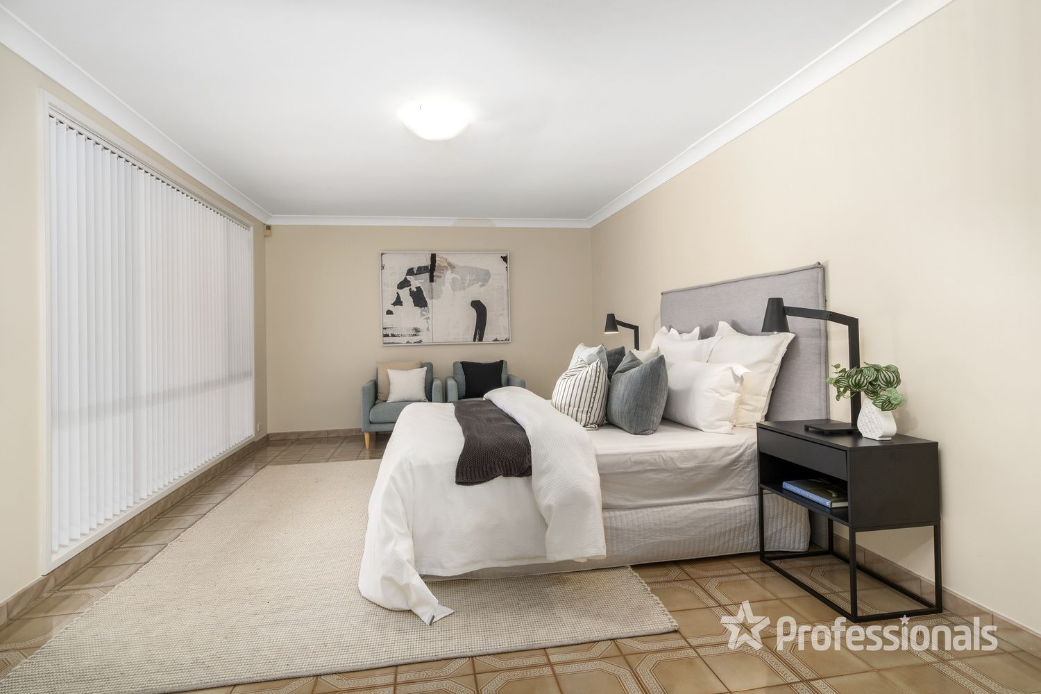 18 Segefield Place, Casula NSW 2170, Image 2