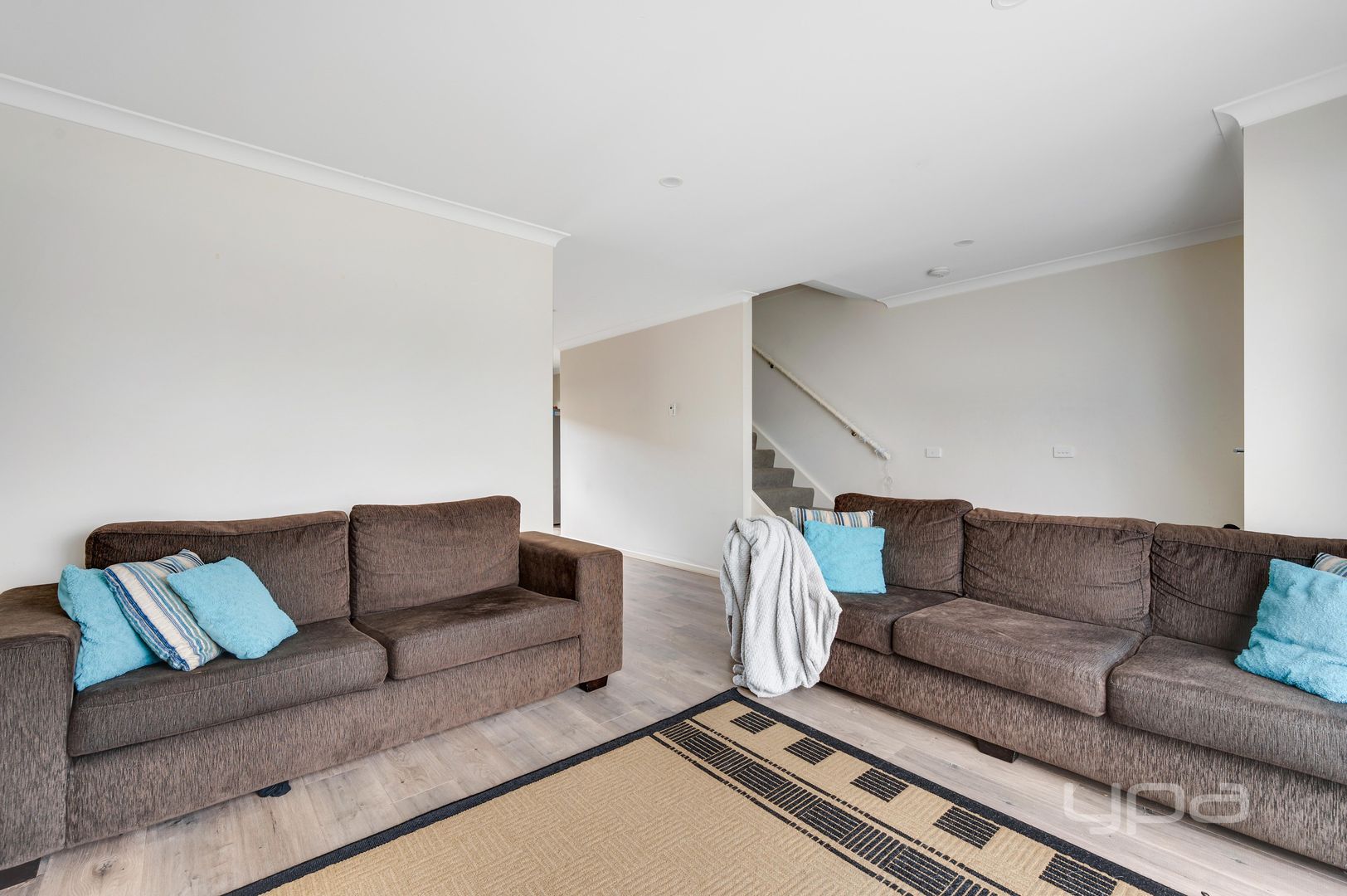 27 Hollywood Drive, Roxburgh Park VIC 3064 Domain