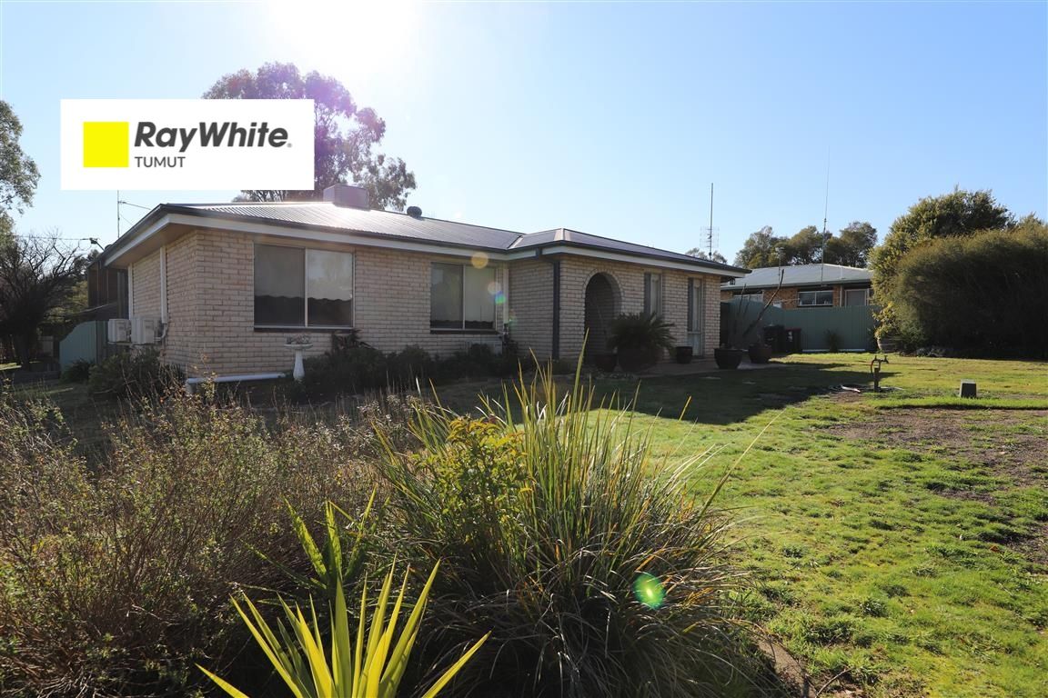 66 Lockhart Street, Adelong NSW 2729, Image 0