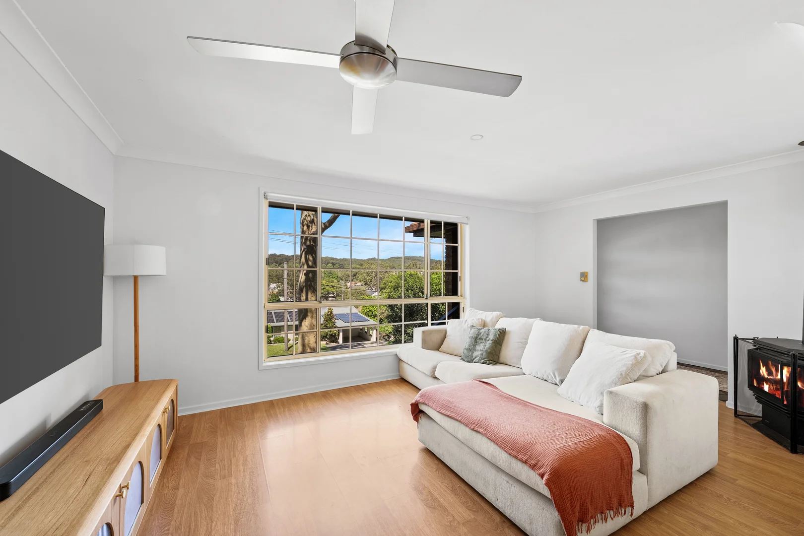 Additional image 2 of 17 Shannon Parade, Berkeley Vale NSW 2261