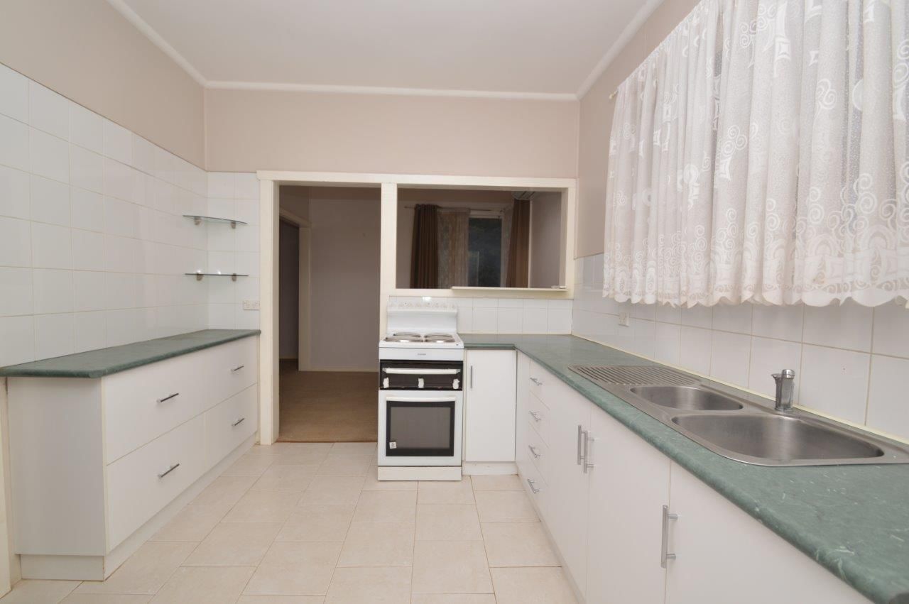 612 O'Neill Street, Broken Hill NSW 2880, Image 2