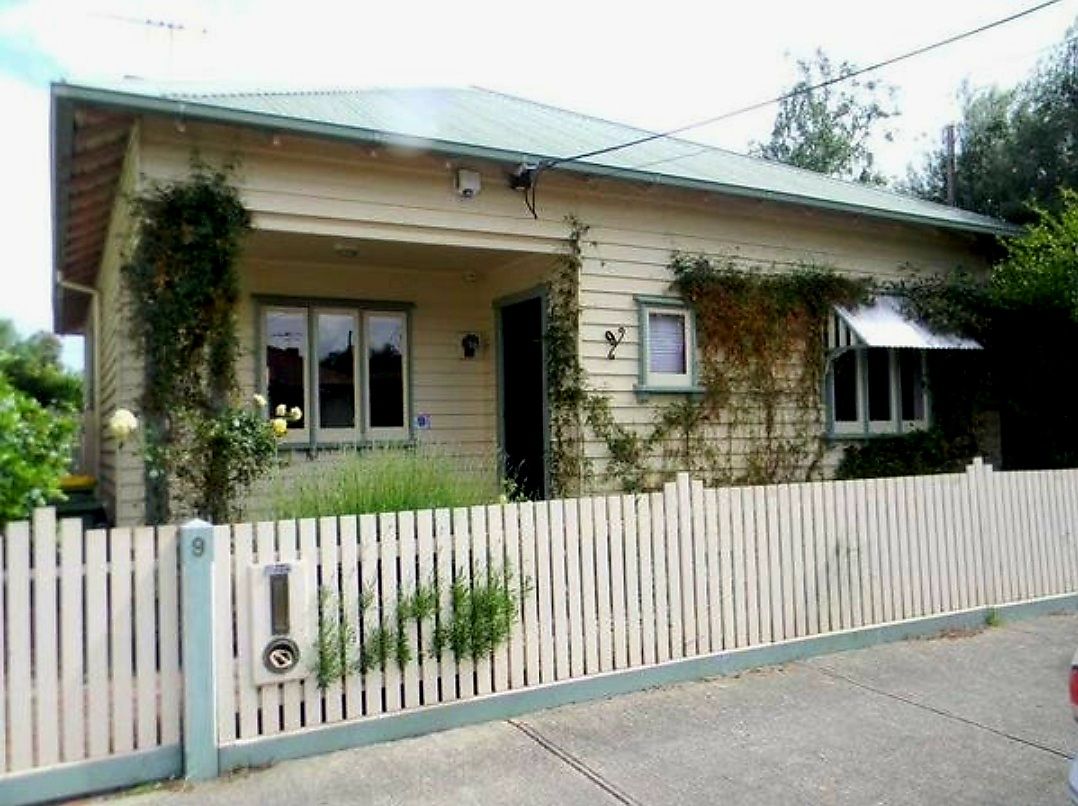 2 bedrooms House in 9 Dove Street WEST FOOTSCRAY VIC, 3012