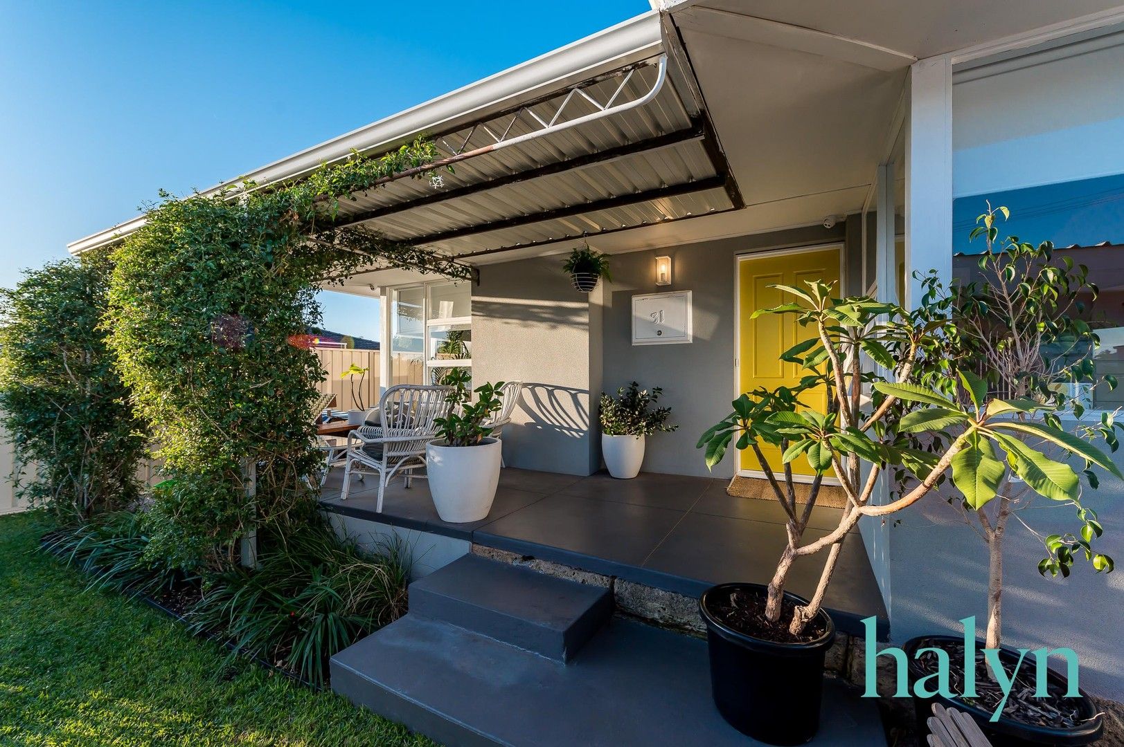 3 bedrooms House in 31 Sanderson Street EMBLETON WA, 6062
