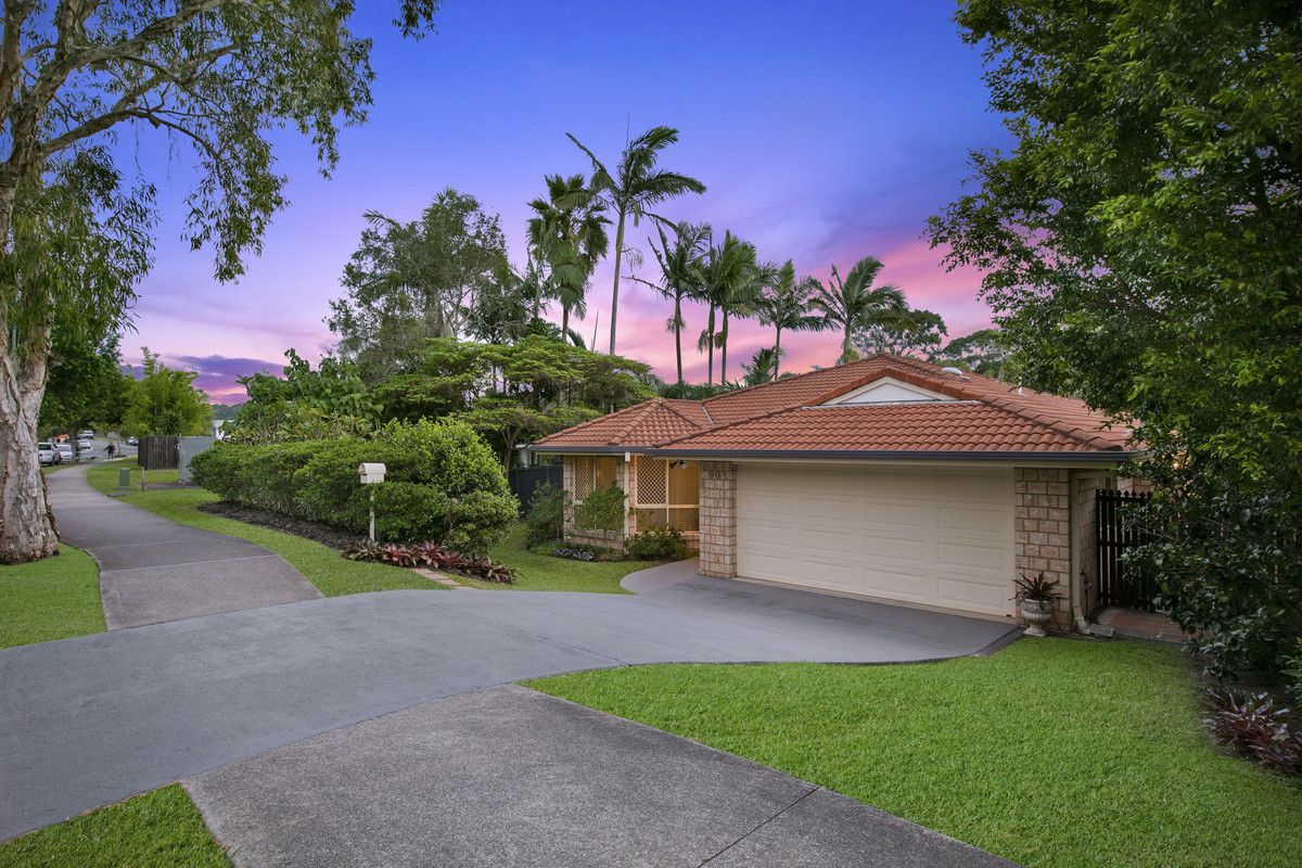 4 bedrooms House in 90 Yungar Street COOLUM BEACH QLD, 4573