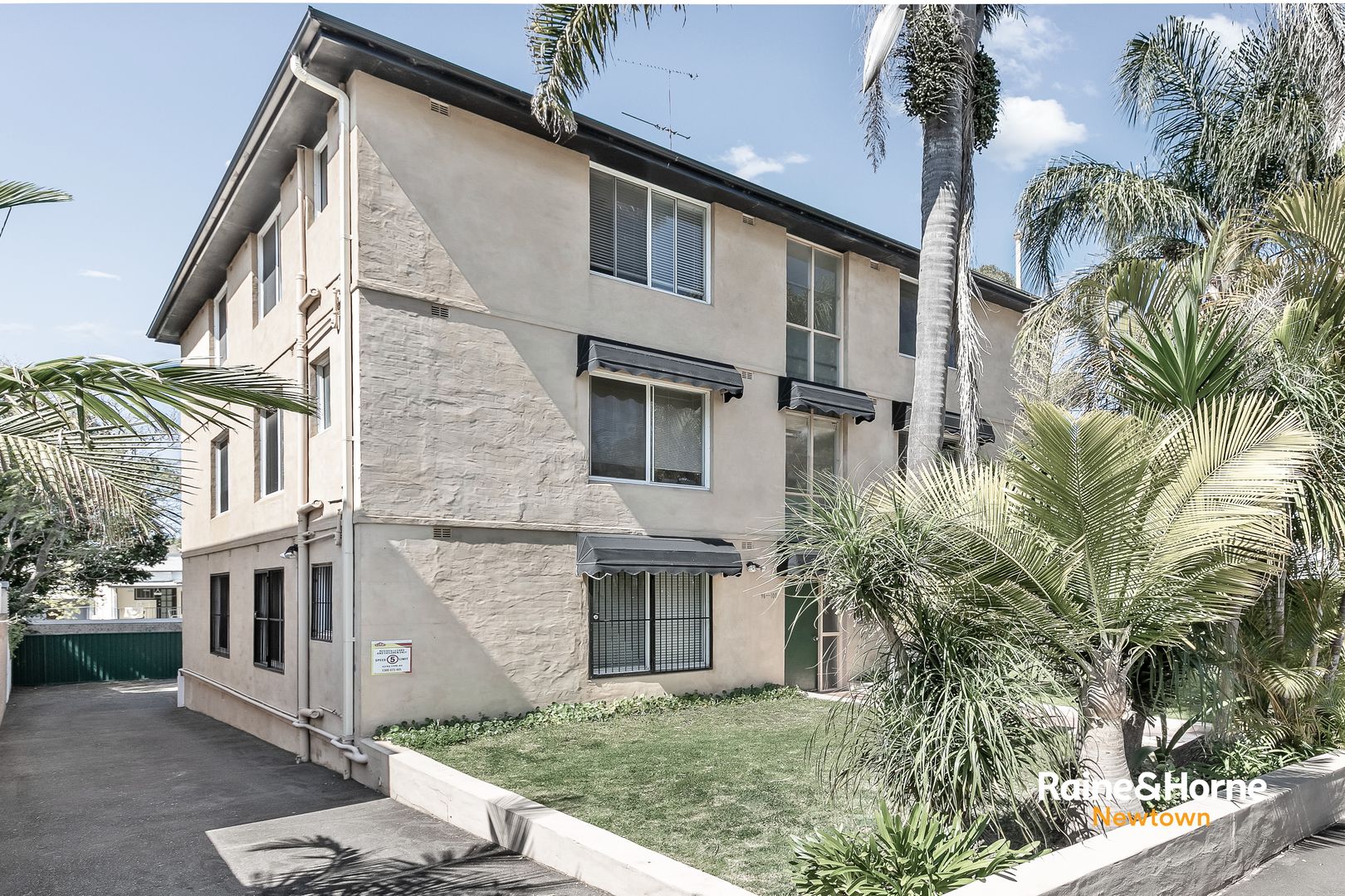 1 bedrooms Apartment / Unit / Flat in 7/96-100 Gowrie Street NEWTOWN NSW, 2042