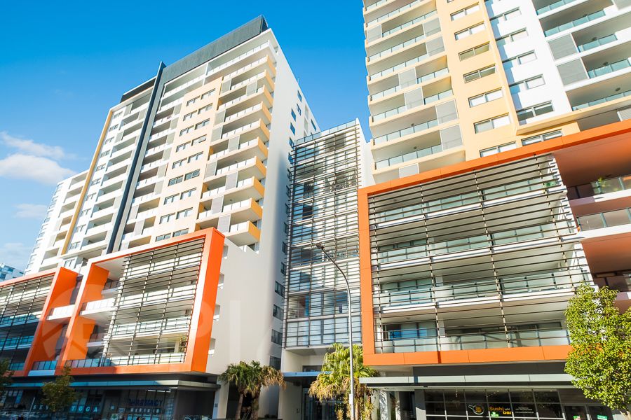 2 bedrooms Apartment / Unit / Flat in 706B/8 Cowper St PARRAMATTA NSW, 2150