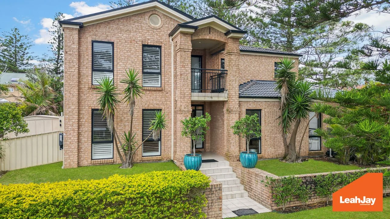 6 Kerle Street, Redhead NSW 2290