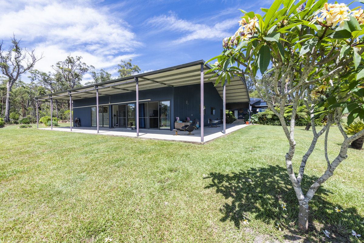 1484 Brooms Head Road, Taloumbi NSW 2463, Image 2