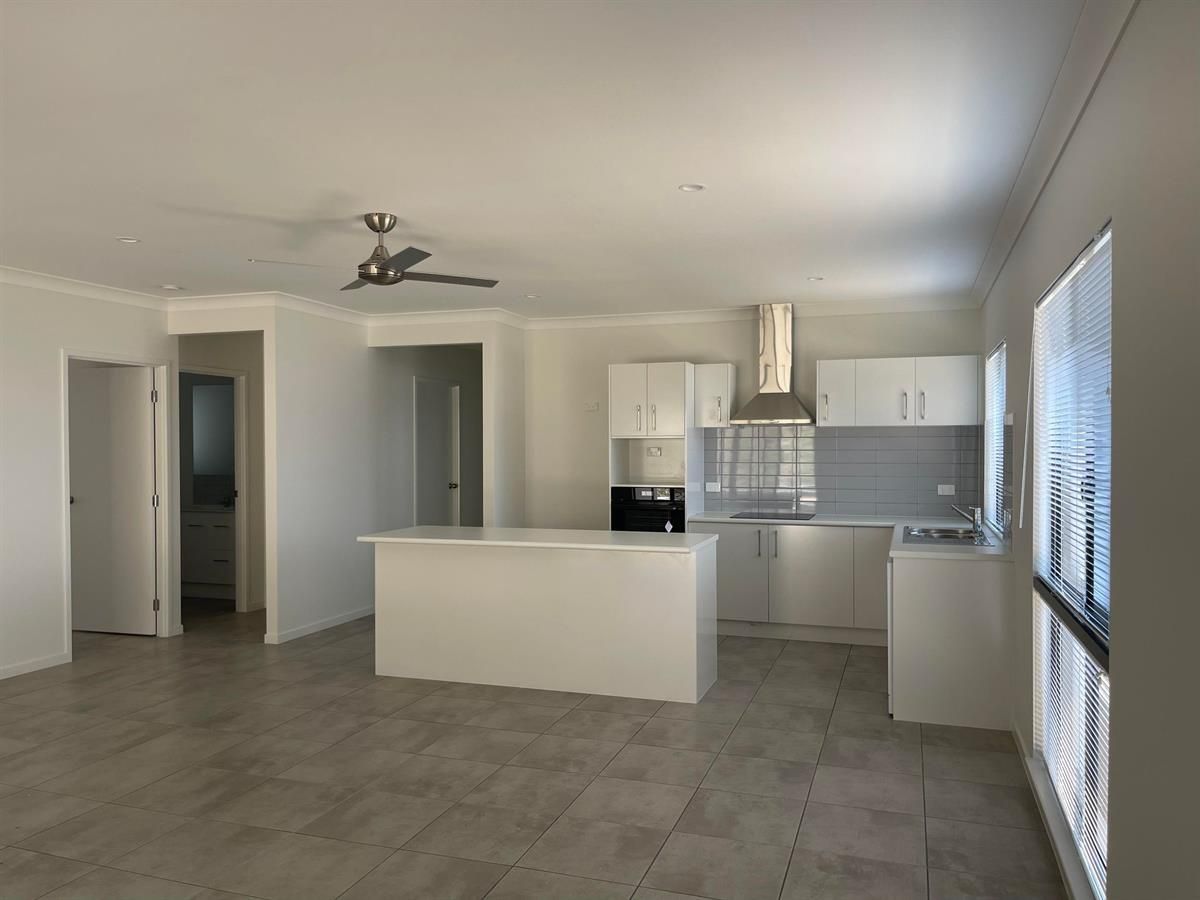 3 bedrooms House in 15 Saltwater Circuit TRINITY BEACH QLD, 4879