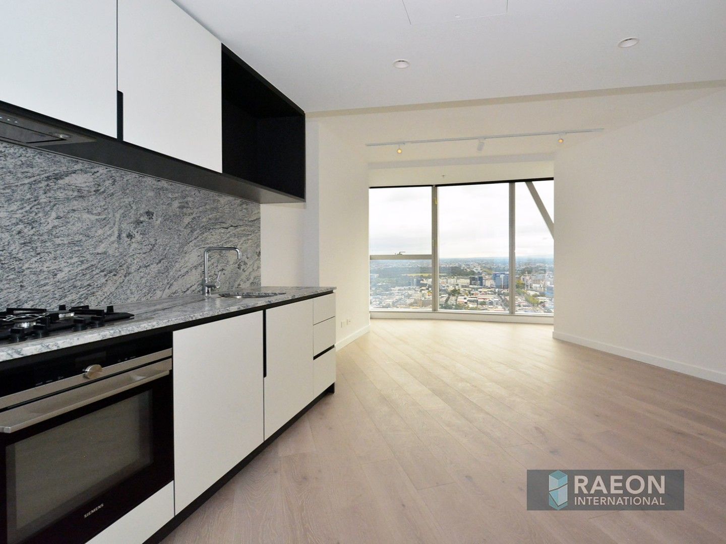 2 bedrooms Apartment / Unit / Flat in 4702B/639 Spencer Street MELBOURNE VIC, 3000
