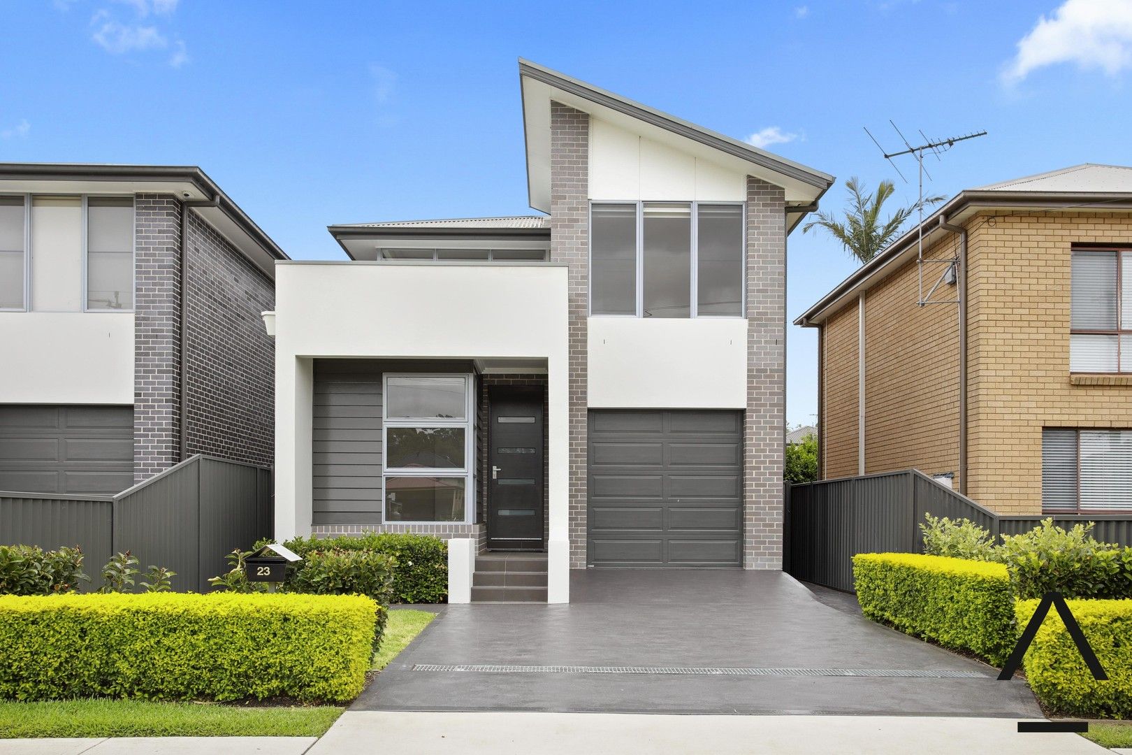 4 bedrooms House in 23 Market Street MOOREBANK NSW, 2170