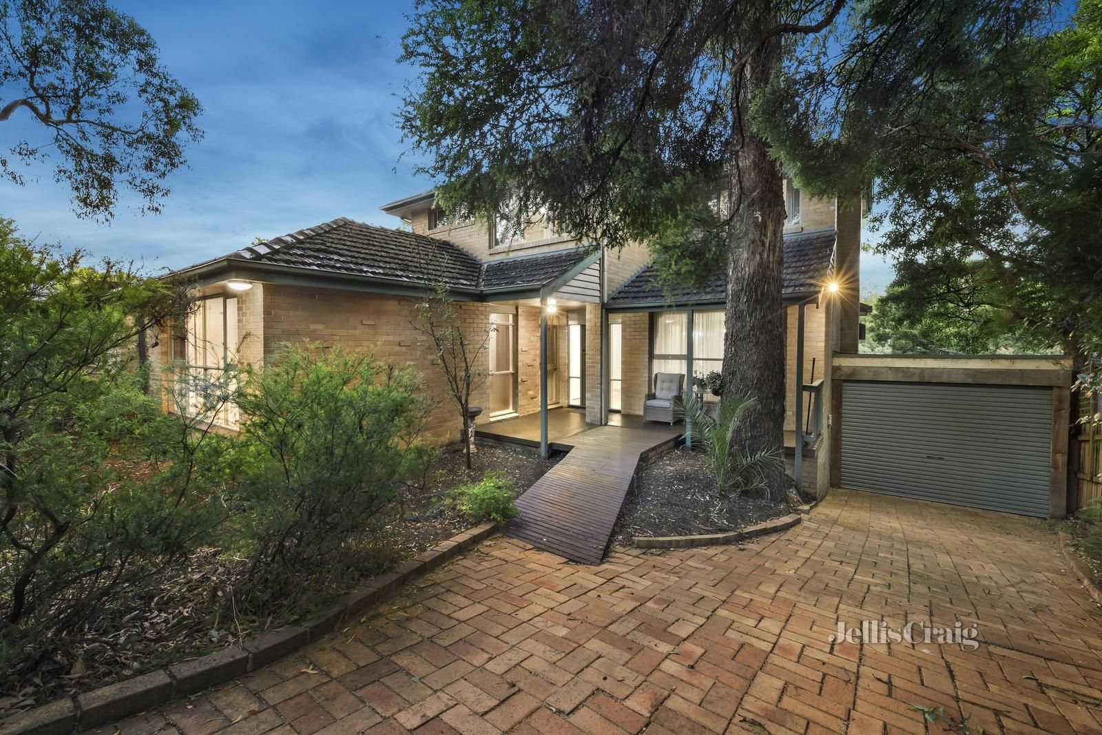 29 Alandale Road, Blackburn VIC 3130, Image 0