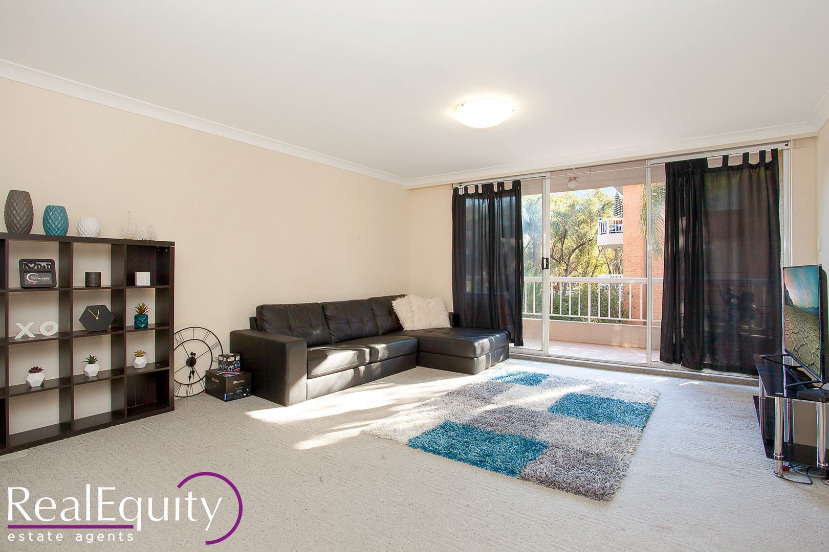 18/2 Mead Drive, Chipping Norton NSW 2170, Image 2