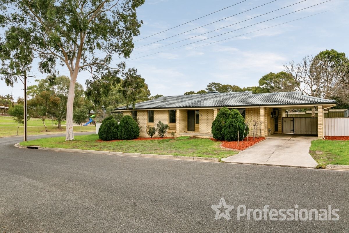3 bedrooms House in 5 Korong Street HOPE VALLEY SA, 5090