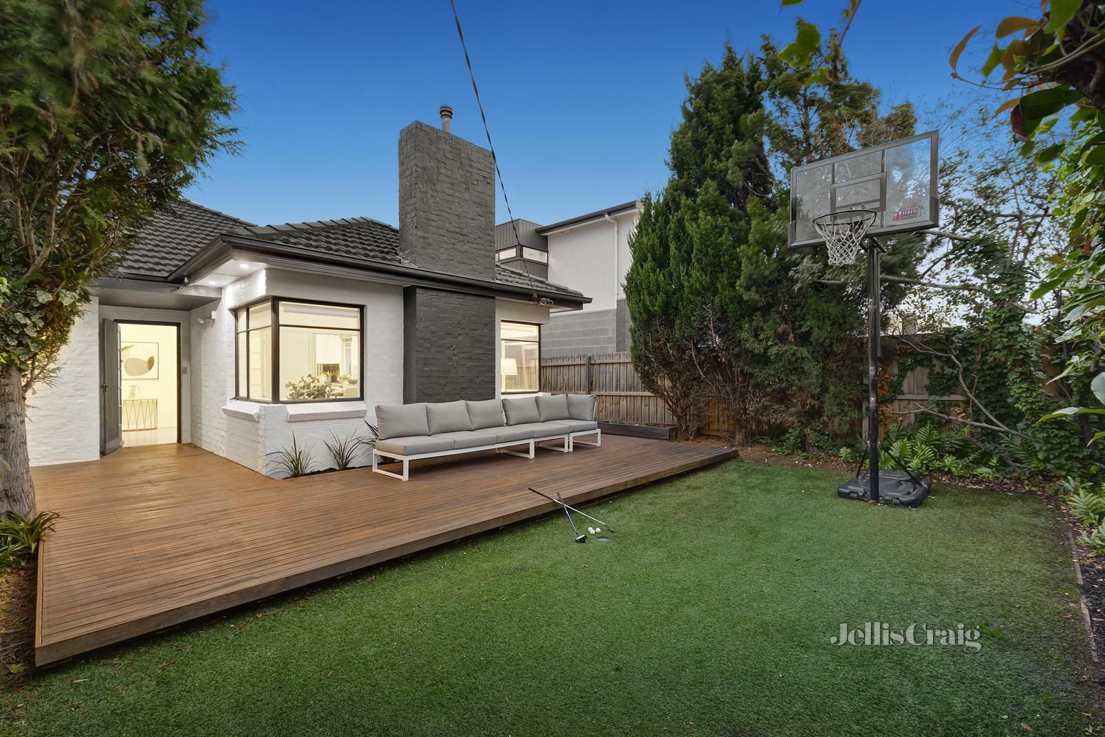 4 bedrooms House in 1/76 Mortimore Street BENTLEIGH VIC, 3204