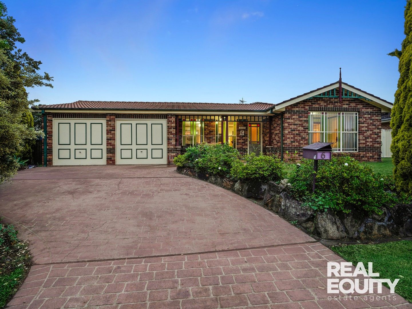 6 Implexa Court, Wattle Grove NSW 2173, Image 0