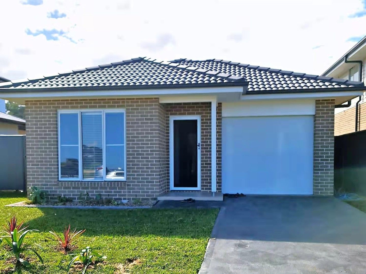4 bedrooms House in 31 Brindle Parkway BOX HILL NSW, 2765