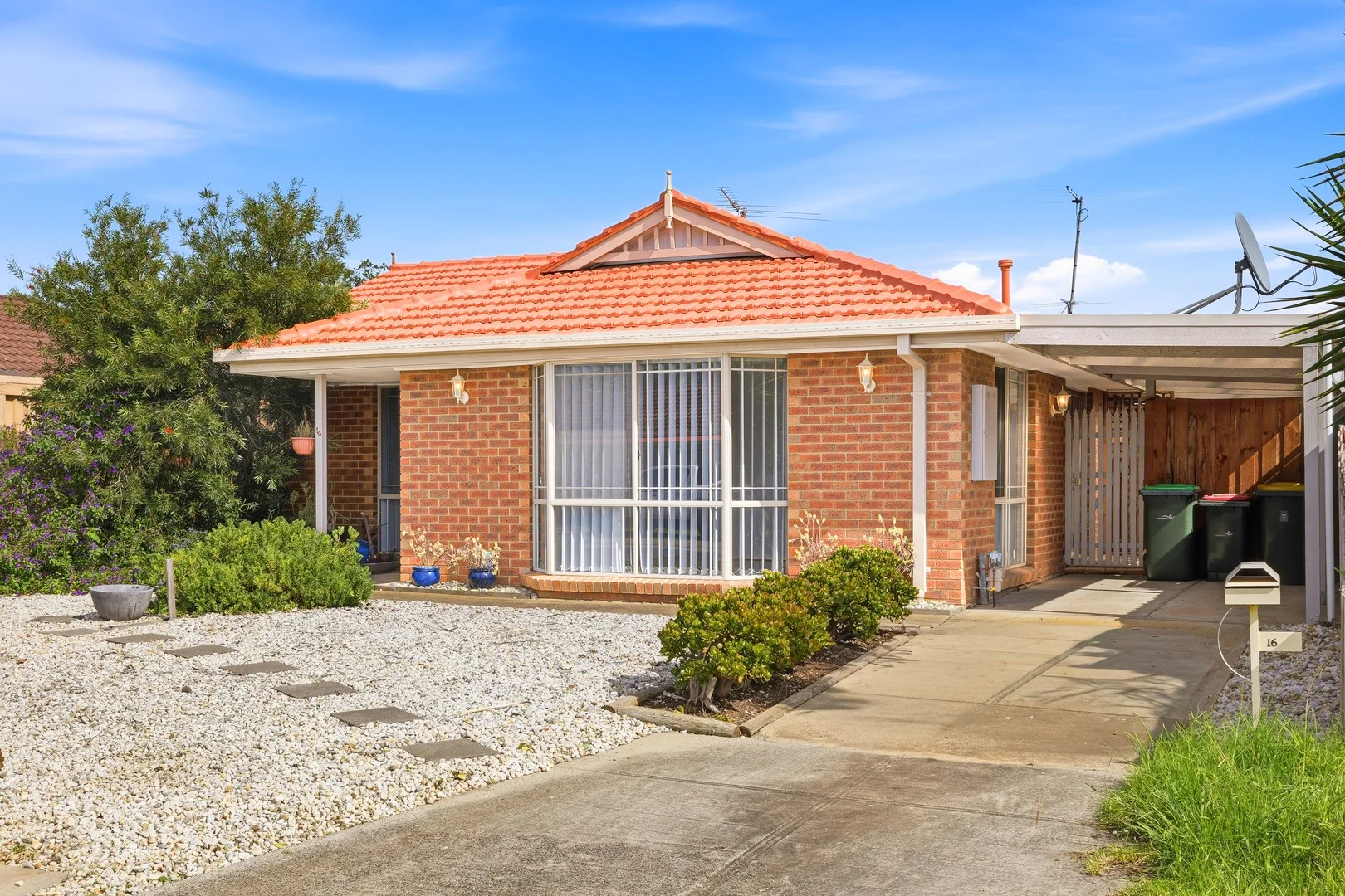 Primary image of 16 St Lawrence Close, Werribee VIC 3030