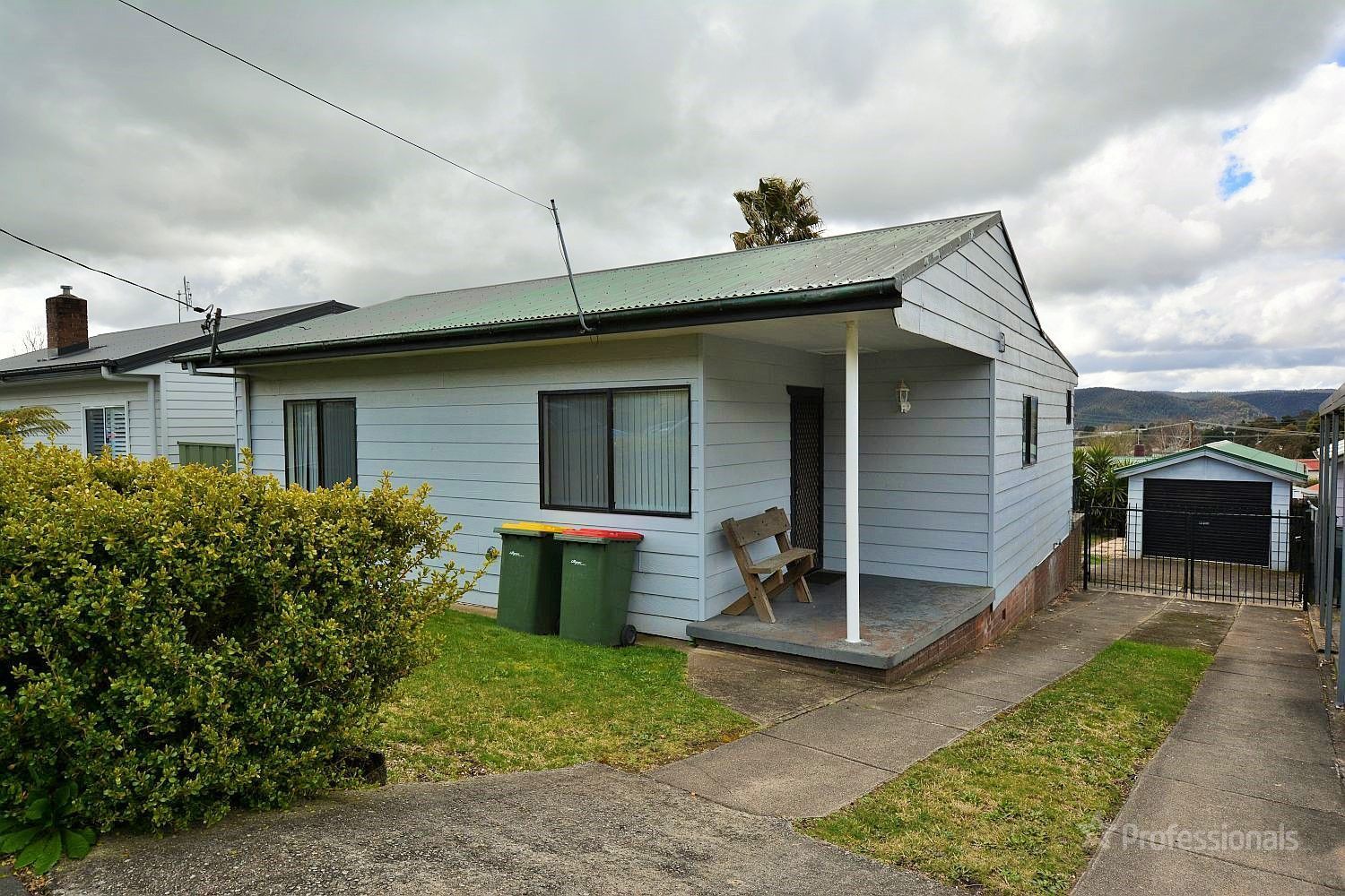 2 bedrooms House in 10 Third Street LITHGOW NSW, 2790