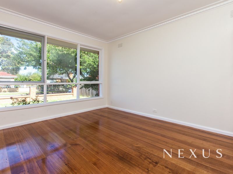 3 bedrooms House in 76 Ellen Street SPRINGVALE VIC, 3171