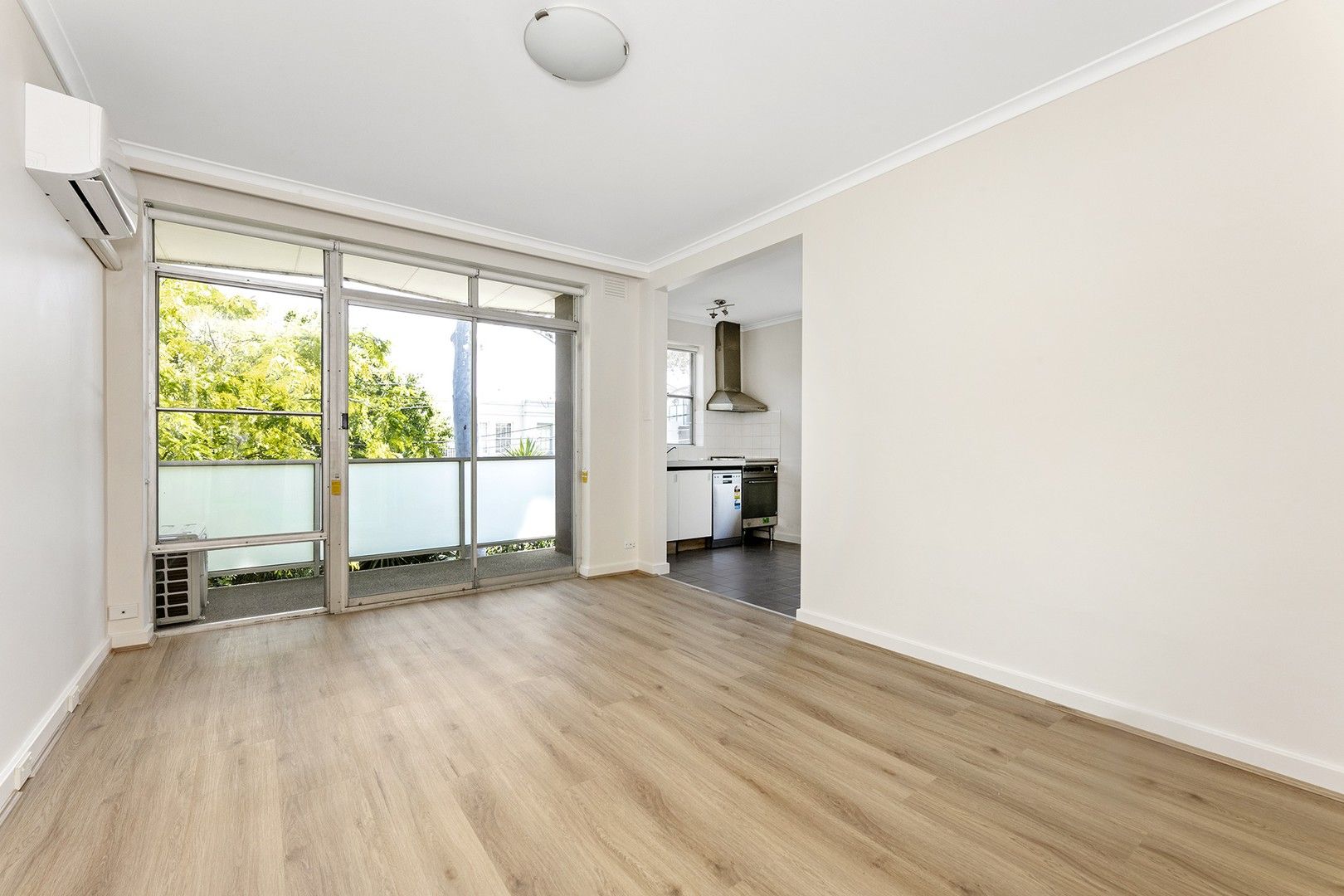 1 bedrooms Apartment / Unit / Flat in 6/16 Warriston Street BRIGHTON VIC, 3186