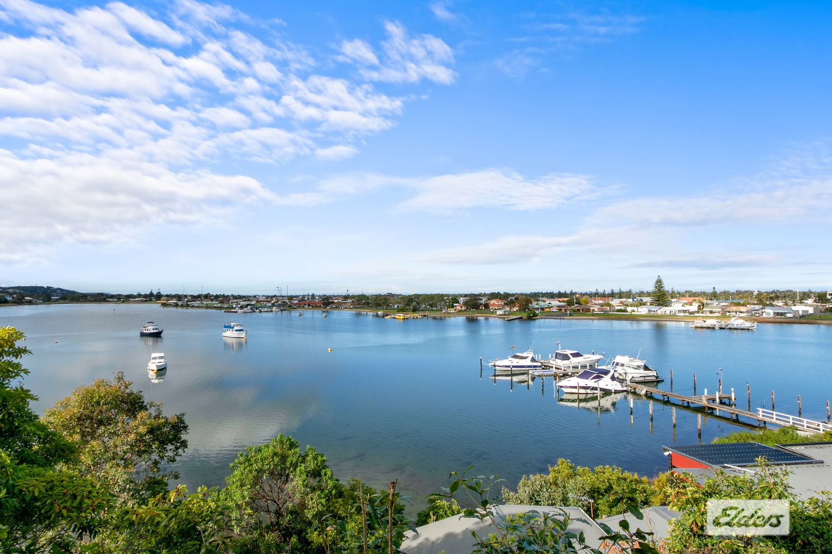 4A Wattlebird Close, Lakes Entrance VIC 3909, Image 1