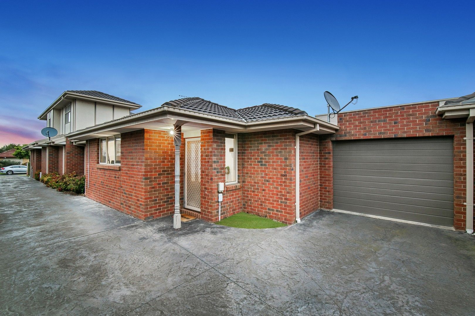2/80 Hawker Street, Airport West VIC 3042, Image 0