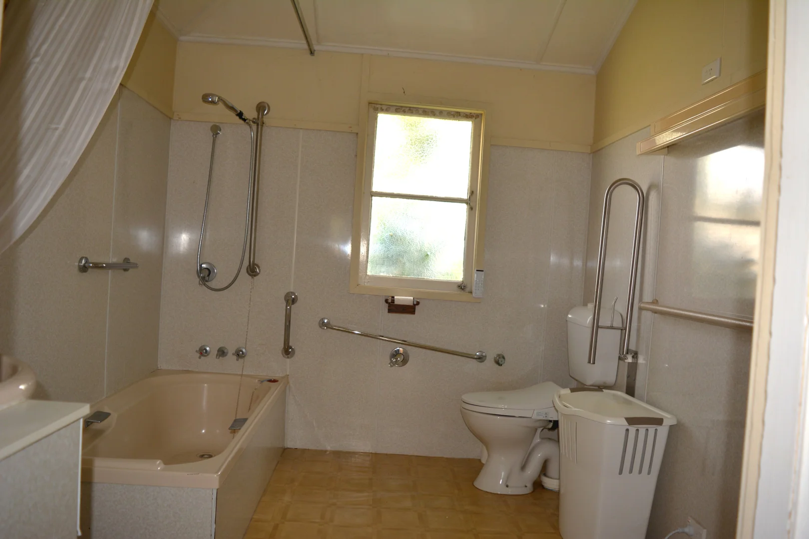 Image 4