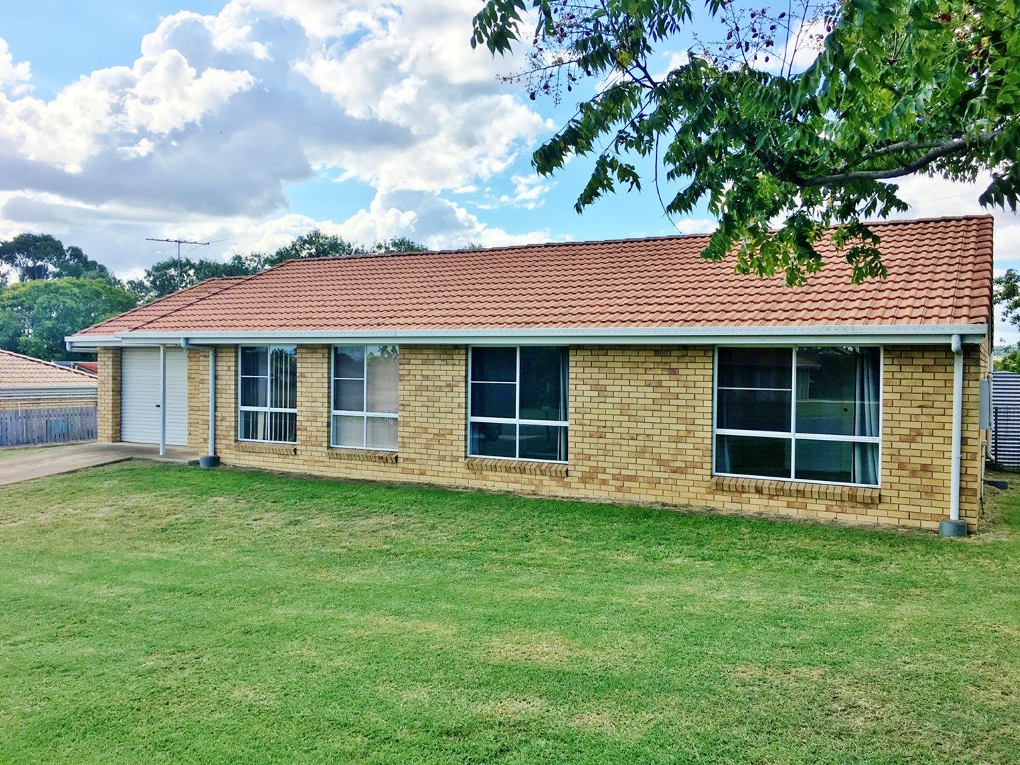 10 Banksia Drive, Kingaroy QLD 4610, Image 0