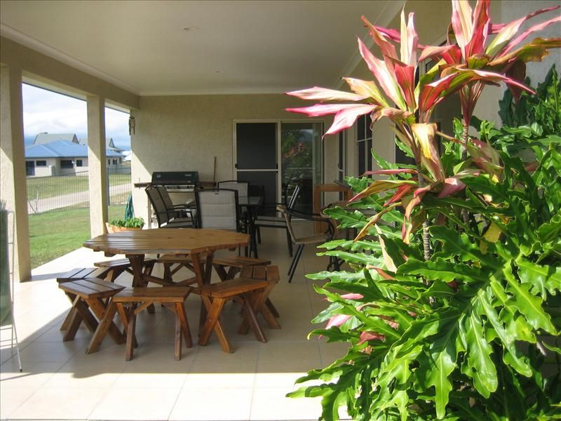 5 Cassia Crescent, Cardwell Property History & Address Research Domain