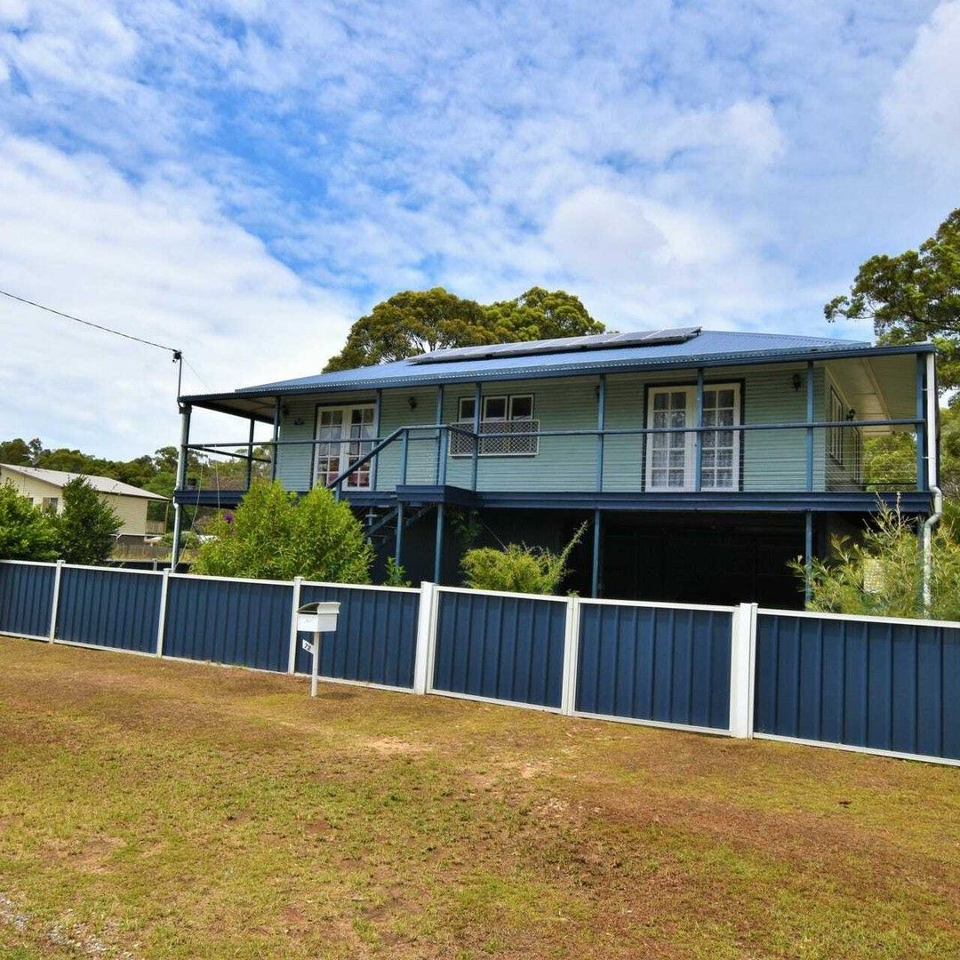 2 bedrooms House in 72 Laurel St RUSSELL ISLAND QLD, 4184