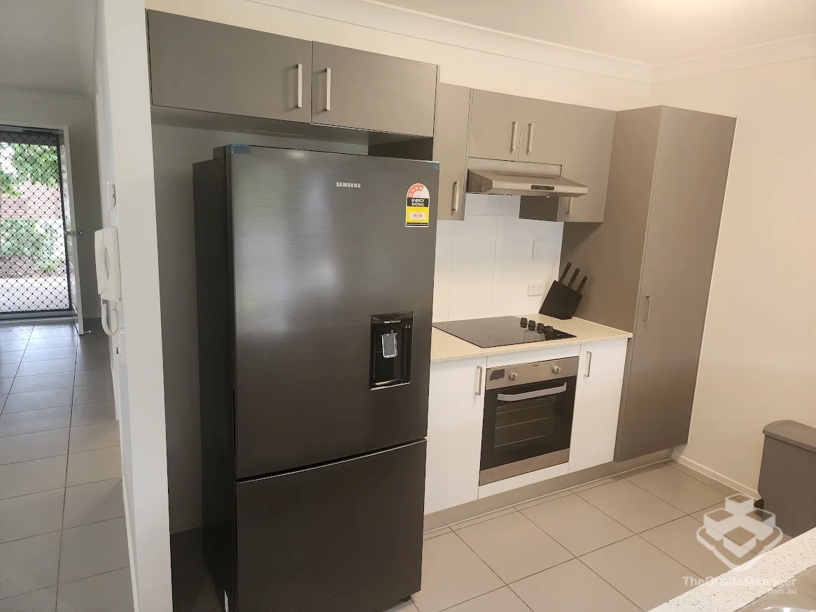 Urangan QLD 4655 photo 5