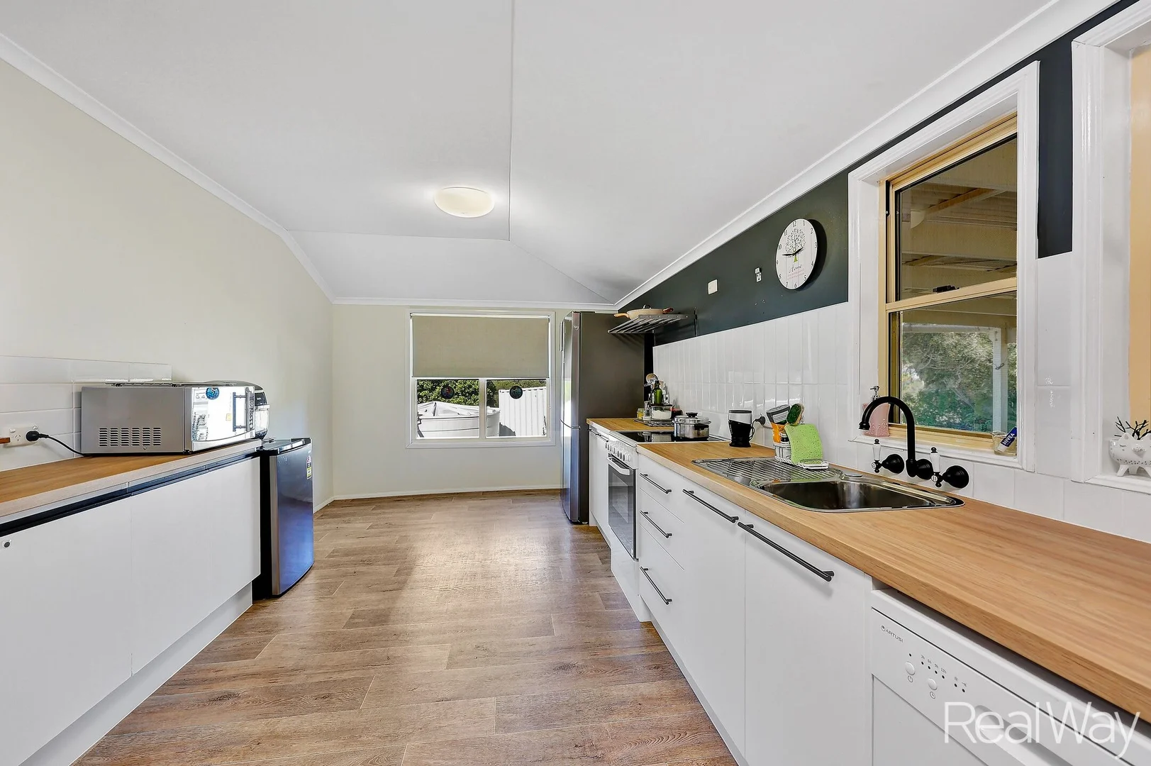 Additional image 31 of 24 Mullers Road, Avondale QLD 4670
