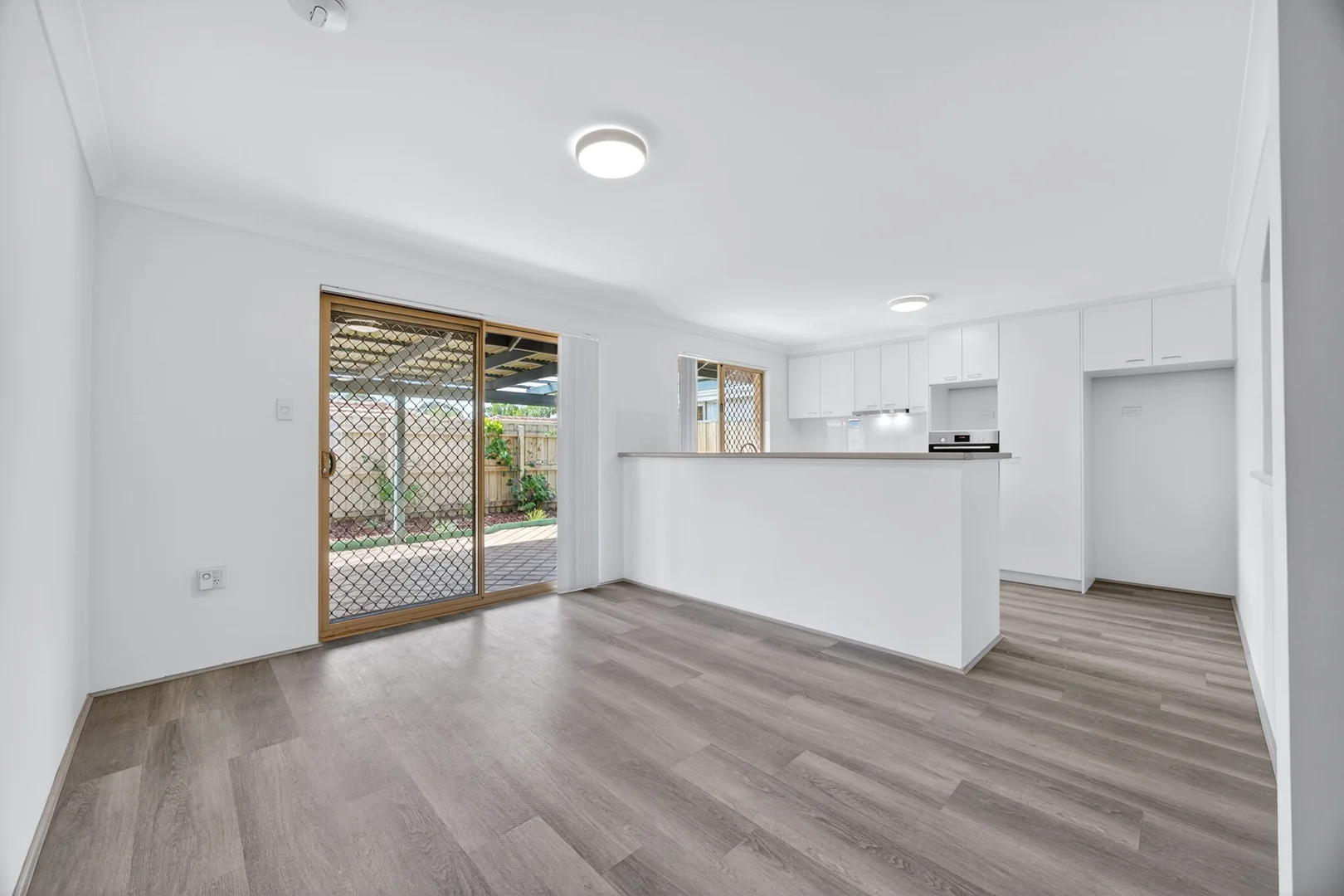 Additional image 11 of 1/39 Elizabeth Street, Cloverdale WA 6105