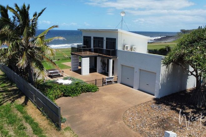 Picture of 8 Sea Esplanade, ELLIOTT HEADS QLD 4670